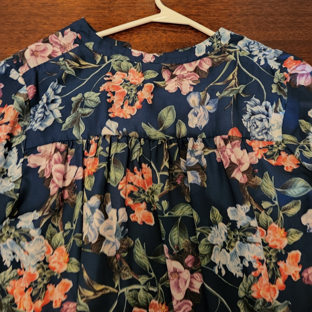 H&M BLOUSE - Picture 3 of 3